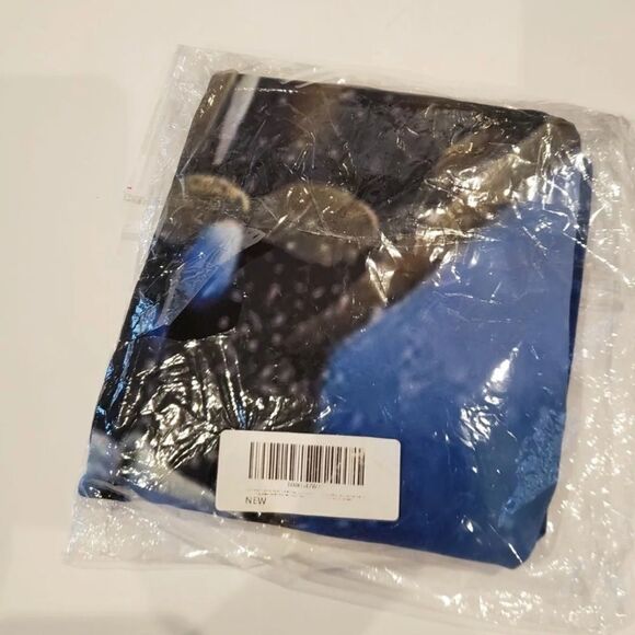 Tapestry Christmas  - Picture 3 of 5